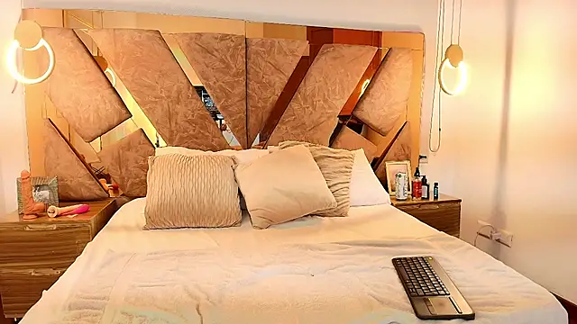 genessis  david online show from 11-14-25, 03:05