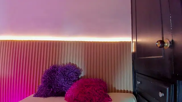 Alana 333 online show from 12-17-25, 12:00