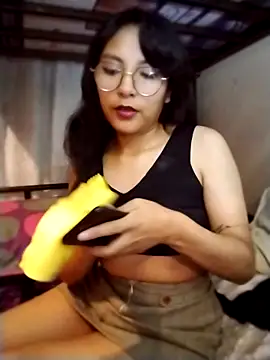 Regina Shine online show from 10-17-25, 11:18