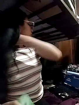 Regina Shine online show from 04-16-26, 10:23