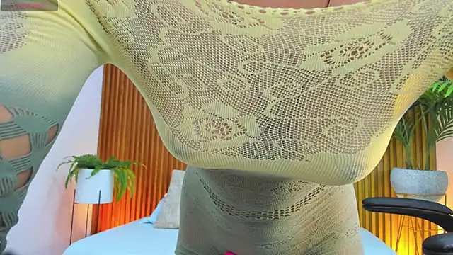 amberboss  online show from 09-08-25, 07:13