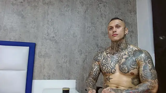 aaron flex online show from 09-08-25, 10:53
