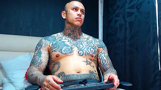 aaron flex online show from 10-06-25, 01:19