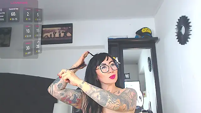 Vicky hotmilf online show from 04-15-26, 11:28