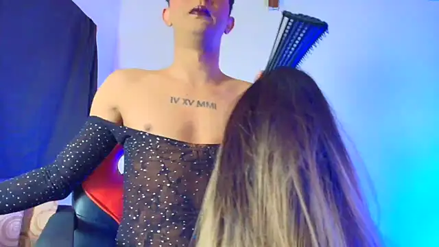 MIA HOT23CM S7S online show from 12-20-25, 02:29