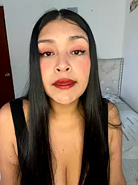 Snapshot of Aurora_fire1 chatting on 10-15-25, 06:52 Aurora fire1 online show from 10-15-25, 06:52