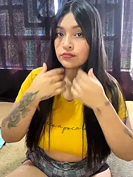 Snapshot of Aurora_fire1 chatting on 11-11-25, 05:57 Aurora fire1 online show from 11-11-25, 05:57