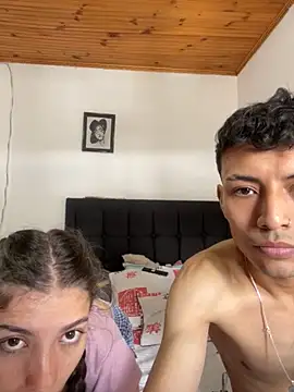 Snapshot of coupledesire18 chatting on 10-12-25, 05:12 coupledesire18 online show from 10-12-25, 05:12