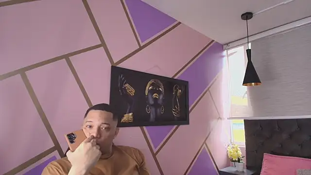 Annie Lii online show from 10-14-25, 01:01