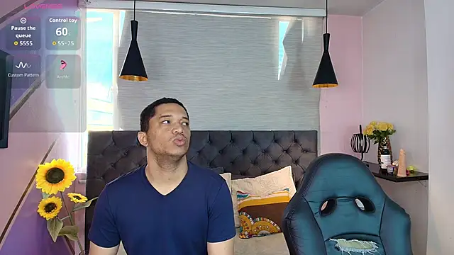 Annie Lii online show from 11-13-25, 12:48