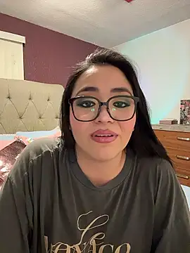 MyHoneyFrida online show from 01-08-26, 03:42