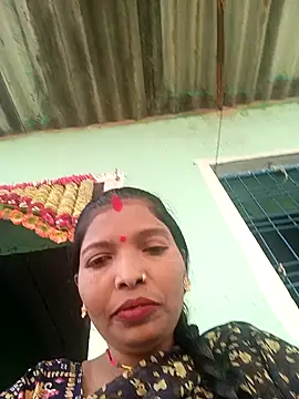 Jivika Jaiswal online show from 11-04-25, 04:22