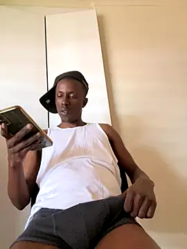 Snapshot of MeneerIan chatting on 11-25-25, 09:20 MeneerIan online show from 11-25-25, 09:20