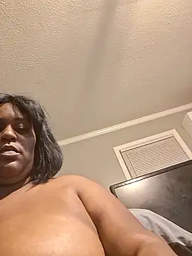 Snapshot of Eatme07 chatting on 11-20-25, 06:57 Eatme07 online show from 11-20-25, 06:57