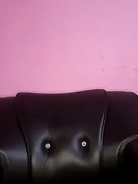 Snapshot of tamilammukuttyy chatting on 10-14-25, 02:23 tamilammukuttyy online show from 10-14-25, 02:23