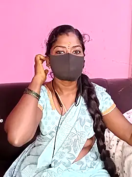 Snapshot of tamilammukuttyy chatting on 10-30-25, 09:59 tamilammukuttyy online show from 10-30-25, 09:59