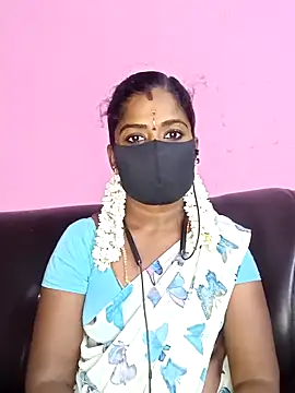 Snapshot of tamilammukuttyy chatting on 11-12-25, 02:39 tamilammukuttyy online show from 11-12-25, 02:39