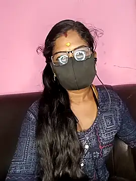 Snapshot of tamilammukuttyy chatting on 11-14-25, 07:29 tamilammukuttyy online show from 11-14-25, 07:29