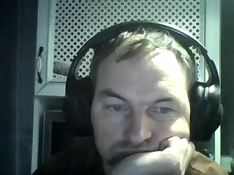 Snapshot of SummerArthur chatting on 09-26-25, 06:34 SummerArthur online show from 09-26-25, 06:34