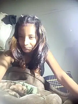 Snapshot of Hot_Mayra_ chatting on 11-19-25, 06:13 Hot Mayra online show from 11-19-25, 06:13