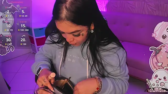 MAGIC TESSA online show from 10-11-25, 07:01