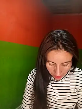 ERIKA  29 online show from 09-16-25, 02:45