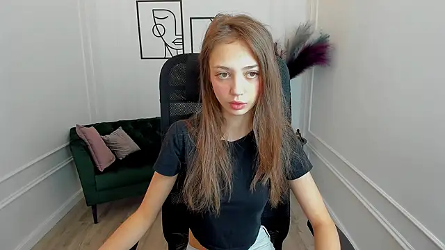 Snapshot of EmilyGraydis chatting on 10-09-25, 04:10 EmilyGraydis online show from 10-09-25, 04:10