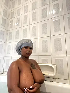 Snapshot of JuicyMellow21 chatting on 11-28-25, 06:49 JuicyMellow21 online show from 11-28-25, 06:49