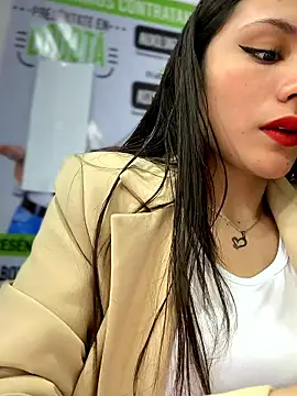 CHARLOTTE  05 online show from 01-15-26, 12:10