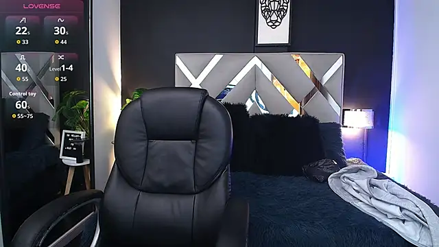 Miia bunny online show from 11-14-25, 08:40