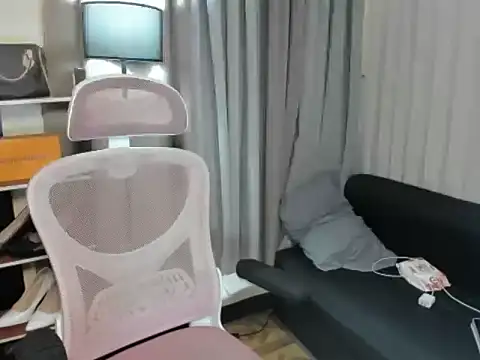 Seductive Margaux online show from 12-16-25, 11:15