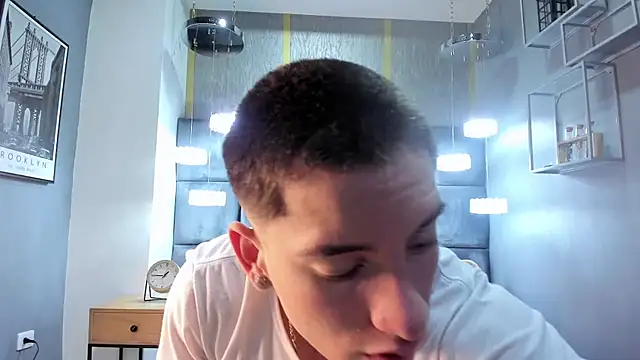 Snapshot of HunterHeat_ chatting on 11-06-25, 11:55 HunterHeat online show from 11-06-25, 11:55