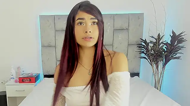 kimluna11  online show from 09-10-25, 11:54