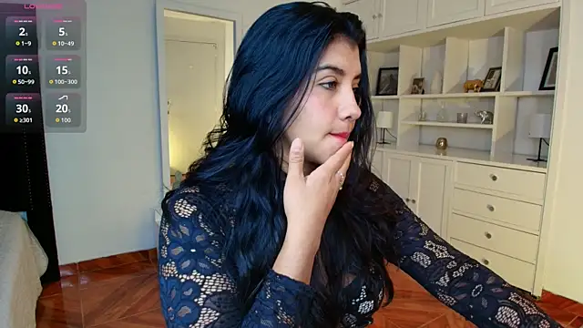 nina moen online show from 11-16-25, 03:34