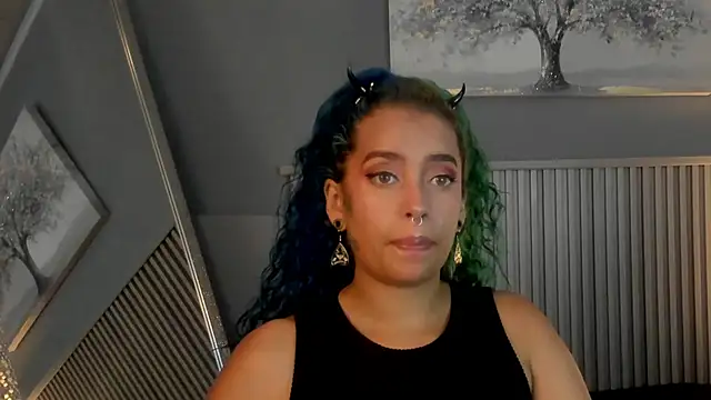 Cristal r4ven online show from 10-01-25, 08:26