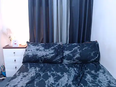 AngelHille online show from 09-08-25, 03:44