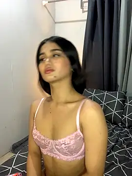 AngelHille online show from 11-25-25, 05:35