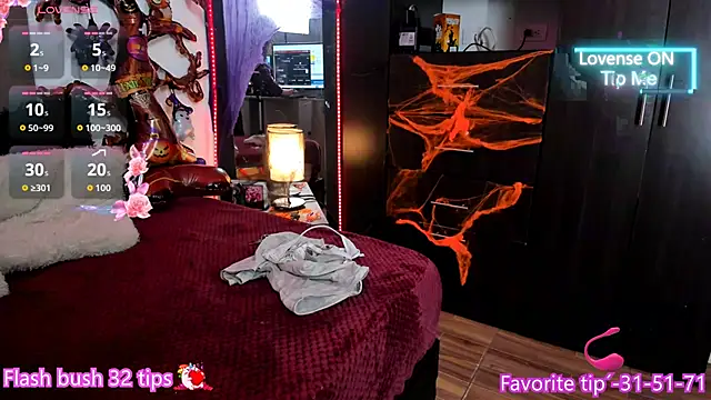 Elisabeth swan online show from 10-24-25, 11:06