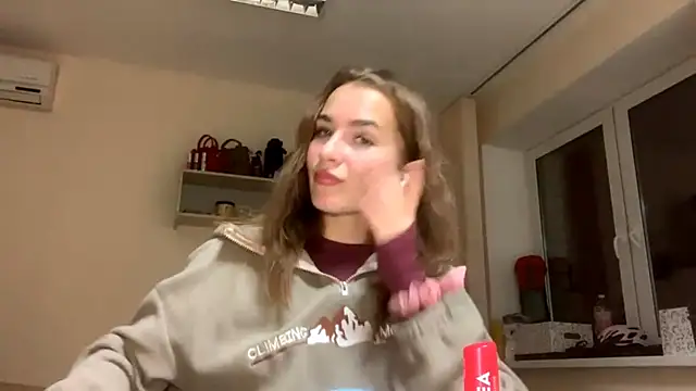 BunnyTiedeman online show from 10-04-25, 04:38