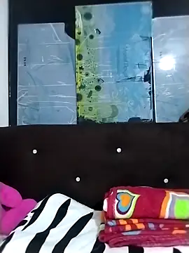 Camila latina 0 online show from 09-22-25, 04:03