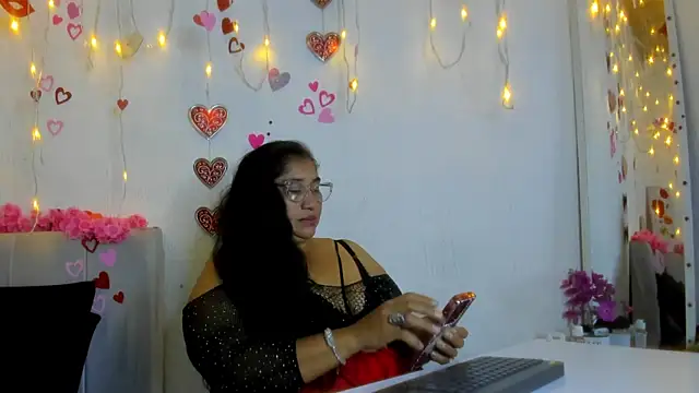 milf latinn online show from 09-29-25, 02:22