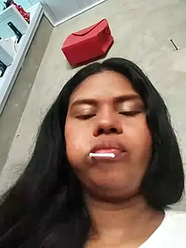 Snapshot of julietta1453 chatting on 12-15-25, 02:21 julietta1453 online show from 12-15-25, 02:21