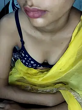 Snapshot of Aidakhan1212 chatting on 09-20-25, 11:22 Aidakhan1212 online show from 09-20-25, 11:22