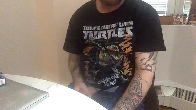 Snapshot of edger4lif3 chatting on 10-20-25, 09:04 edger4lif3 online show from 10-20-25, 09:04