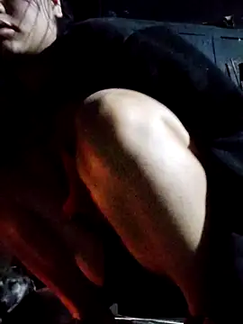 Snapshot of Yeszsexxy chatting on 11-17-25, 10:48 Yeszsexxy online show from 11-17-25, 10:48