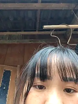 Snapshot of Yeszsexxy chatting on 12-17-25, 07:47 Yeszsexxy online show from 12-17-25, 07:47