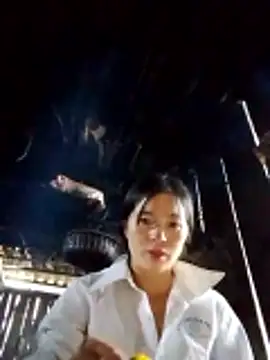 Snapshot of samsam-bae chatting on 10-11-25, 08:24 samsam-bae online show from 10-11-25, 08:24