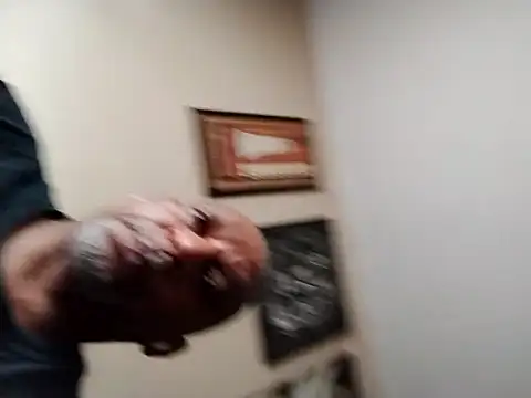 Bbcscottie77 online show from 09-30-25, 04:12