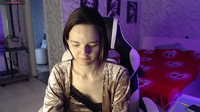 Kitti study online show from 10-16-25, 06:36