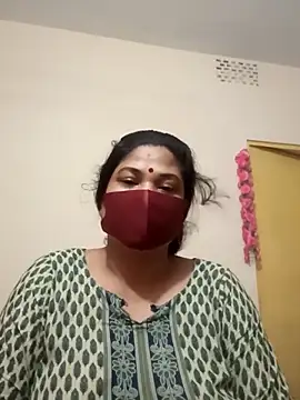 Nila Boudi online show from 09-22-25, 10:39